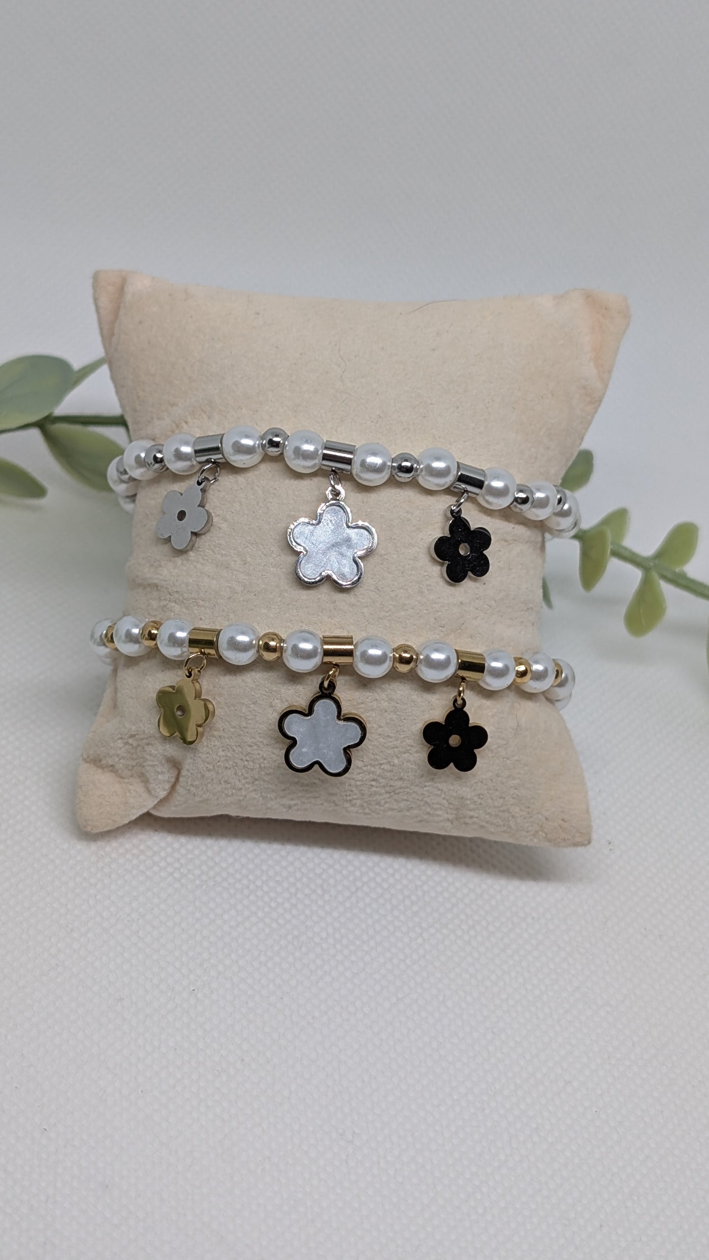 Bracelet fleur nacrée