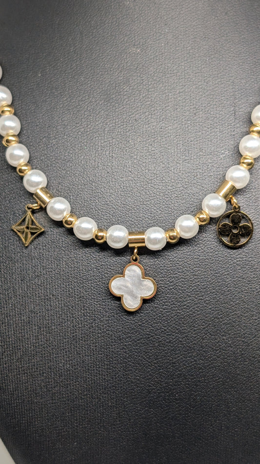 Collier Trèfle nacré